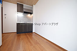 グランソフィア上福岡 103号室 1階ワンルームのリビング/ダイニング