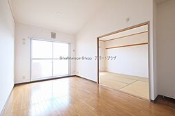 コーポレート鶴瀬 4階2SLDKのリビング/ダイニング