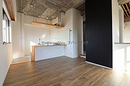 セントラルビル 7階ワンルームのリビング/ダイニング