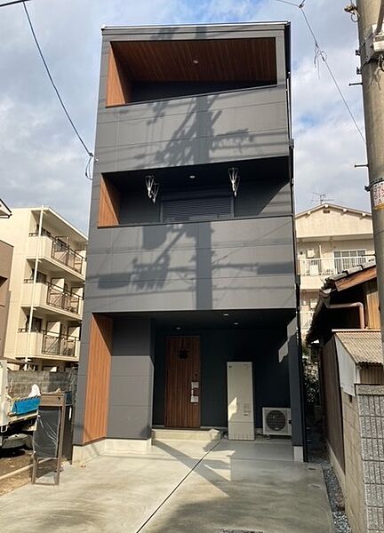 外観：327002567273