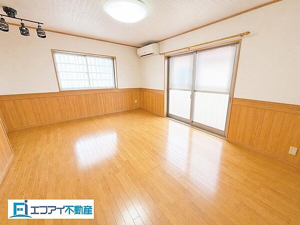 バーチャルステージング済(家具一部撤去)　室内（2026年4月）撮影