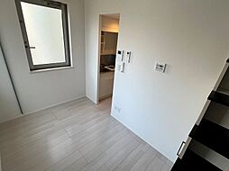 グランドソレーユ西新井 1階ワンルームのリビング/ダイニング