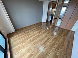 日暮里舎人ライナー 谷在家駅 徒歩15分の賃貸マンション 5階1Kのリビング/ダイニング