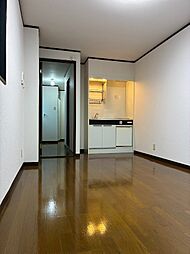 サラデカサ 3階ワンルームのリビング/ダイニング