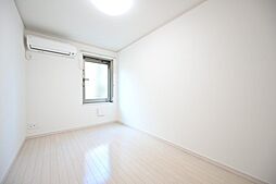 APT西新井 1階ワンルームのリビング/ダイニング