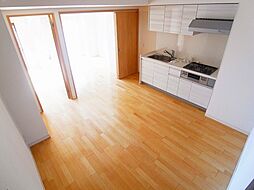 日暮里舎人ライナー 西新井大師西駅 徒歩9分の賃貸マンション 3階2SDKのリビング/ダイニング