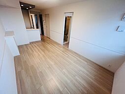 東武伊勢崎線 竹ノ塚駅 徒歩16分の賃貸アパート 3階1LDKのリビング/ダイニング