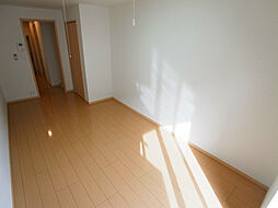 グレイスカレント2 2階1Kのリビング/ダイニング