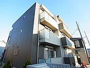 見沼代親水公園駅より徒歩19分 築9年11ヶ月 3階建の賃貸物件