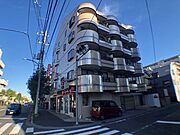 竹ノ塚駅より徒歩18分 築32年10ヶ月 5階建の賃貸物件