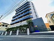 綾瀬駅より徒歩6分 3階 築8年7ヶ月の賃貸物件
