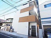 綾瀬駅より徒歩9分 1階 築9年8ヶ月の賃貸物件