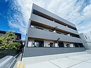 西新井大師西駅より徒歩11分 築2年 3階建の賃貸物件