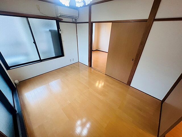 寝室