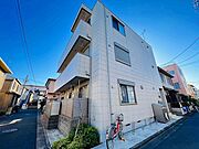 お花茶屋駅より徒歩9分 築11年7ヶ月 3階建の賃貸物件