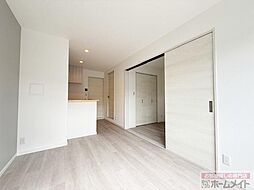 THE COLOR RESIDENCE 3階1LDKのリビング/ダイニング