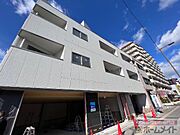 岸里駅より徒歩5分 築3年3ヶ月 3階建の賃貸物件