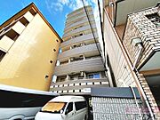 天下茶屋駅より徒歩4分 築19年6ヶ月 9階建の賃貸物件