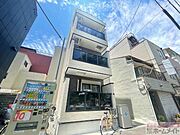 岸里玉出駅より徒歩6分 築6年8ヶ月 3階建の賃貸物件