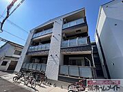岸里玉出駅より徒歩5分 築6年1ヶ月 3階建の賃貸物件