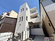岸里駅より徒歩3分 築5年7ヶ月 3階建の賃貸物件