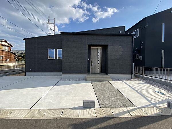 外観：335000030935