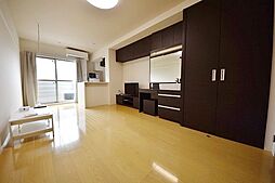 ミランダ白樺VI 102 1階ワンルームのリビング/ダイニング