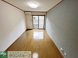 シャトーブリリアント 202 2階1Kのリビング/ダイニング