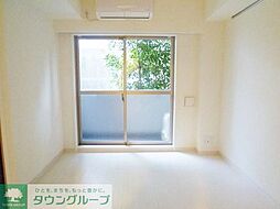 プレール・ドゥーク東京NORTH IV 102 1階1Kのリビング/ダイニング