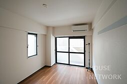 エガールパレス 102号室 1階1Kのリビング/ダイニング