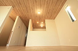 築5年リノベ住宅　豊かな自然と季節を感じる環境は街と住まいを