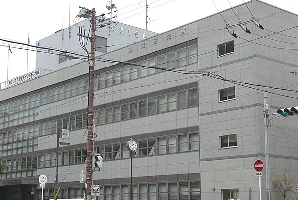 画像29:【市役所・区役所】大阪市東成区役所まで353ｍ