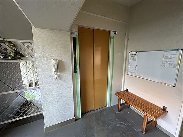 【エレベーター】