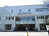 周辺：金山総合駅　名鉄・JR・地下鉄線の3路線が通るターミナル駅です。駅を出てすぐには「明日なる金山」があり地域に根ざした新しい社会活動の育成舞台の場として多くのアーティストが訪れています。 660m
