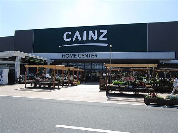 カインズ名古屋当知店　営業時間　9：30～20：00　リフォーム、ペット、酒類、ドラッグ、サイクル（自転車）、園芸、フードサービスなどの専門コーナーがあります。店内は広くお買い物もしやすいです…