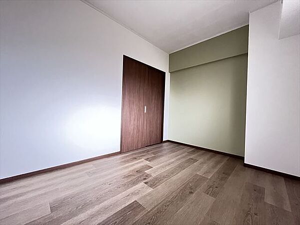 アクセントクロスがお部屋に個性をプラス。