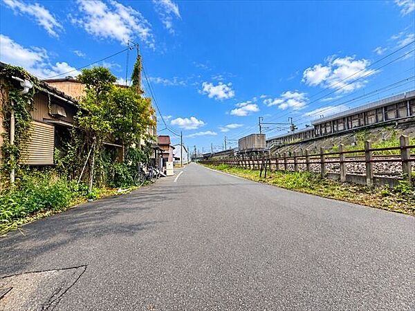 前面道路含む現地写真