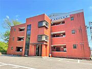 大庄駅より徒歩40分 築33年8ヶ月 3階建の賃貸物件