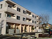  2階 築18年の賃貸物件