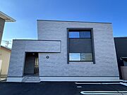 奥田中学校前駅より徒歩6分 築1年11ヶ月 2階建の賃貸物件