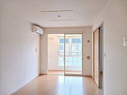 富山地方鉄道上滝線 朝菜町駅 4.4kmの賃貸アパート 2階2LDKのリビング/ダイニング