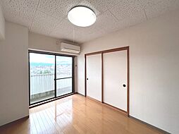 富山地方鉄道本線 稲荷町駅 徒歩14分の賃貸マンション 5階2DKのリビング/ダイニング