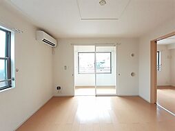 富山地鉄富山港線 競輪場前駅 徒歩6分の賃貸アパート 2階3LDKのリビング/ダイニング