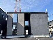 朝菜町駅より徒歩13分 1階 築2年11ヶ月の賃貸物件