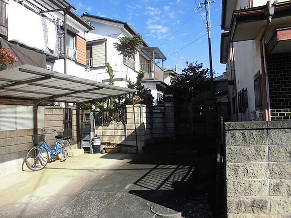 外観：311002245162