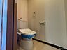 トイレ：温水洗浄便座付きのトイレです。