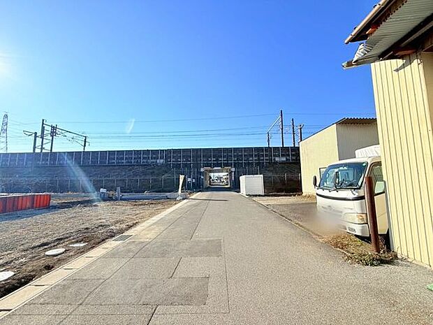 前面道路含む現地写真