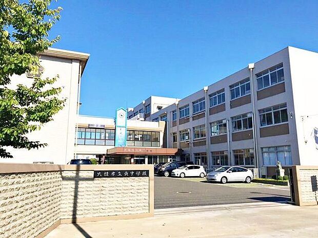 東中学校東中学校 2550m