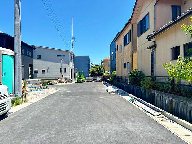 前面道路含む現地写真