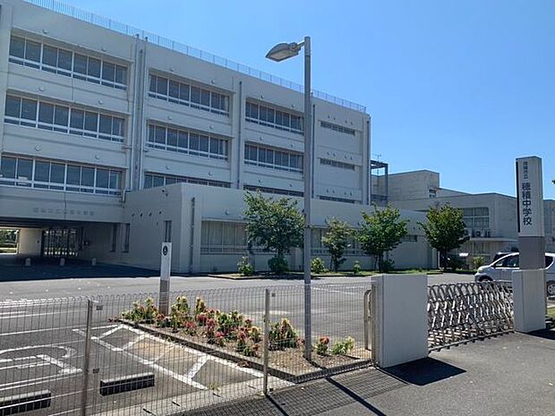 市立穂積中学校市立穂積中学校 1490m
